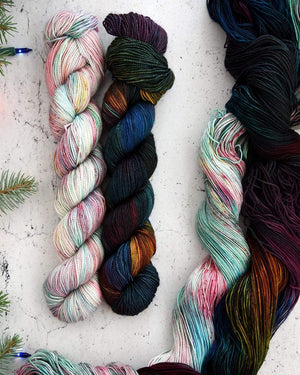 Destination Yarn Knitting Kit Mini Motivation Cowl - Two Skein Kit