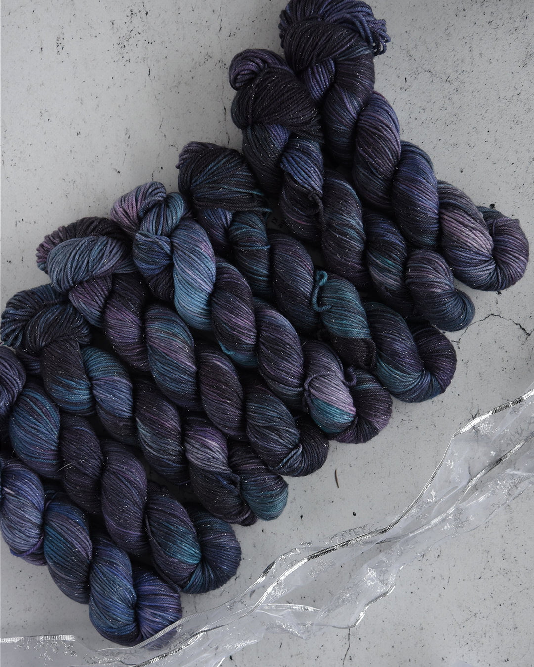 Destination Yarn OOAK 143 - Silver Shiny DK