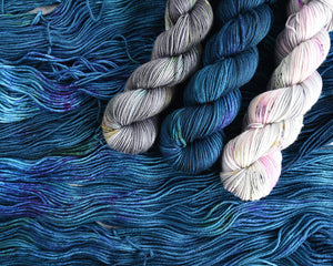 Destination Yarn Worsted Weight Yarn Harbin Ice Festival - Suitcase