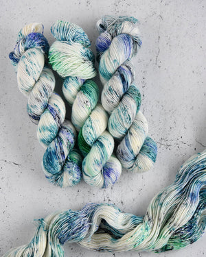 Destination Yarn Worsted Weight Yarn Ilulissat Icefjord - Note