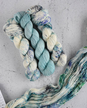 Destination Yarn Worsted Weight Yarn Ilulissat Icefjord - Note