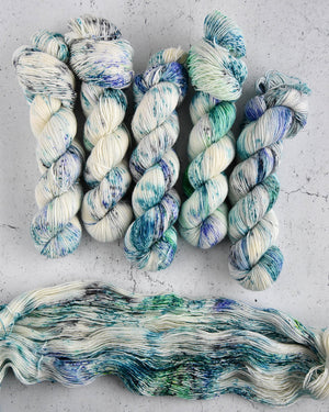 Destination Yarn Worsted Weight Yarn Ilulissat Icefjord - Note