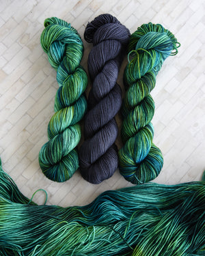 Destination Yarn Yarn Trinket Bankapura Peacock Sanctuary