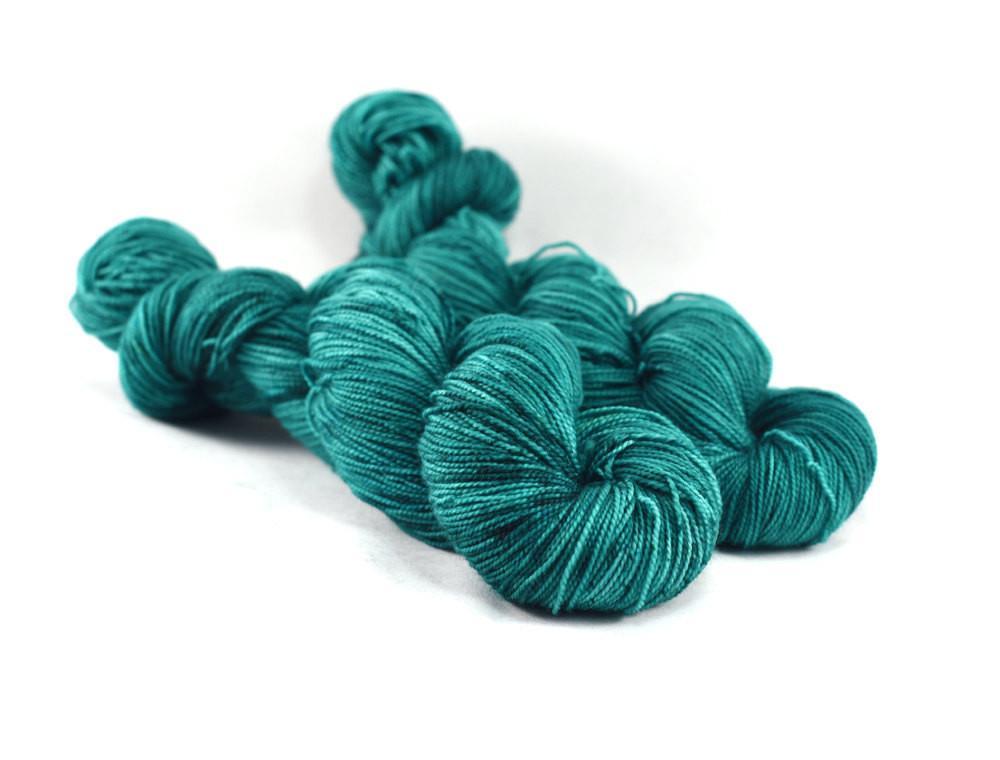 Destination Yarn fingering weight yarn JUNGLE GREEN