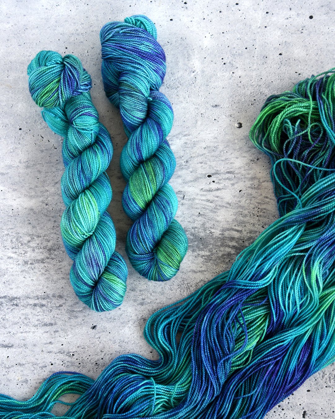 Destination Yarn Slub Yarn Sooo Ready for Summer Vacation - Bumpy Road