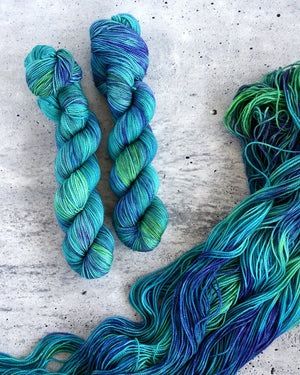 Destination Yarn Slub Yarn Sooo Ready for Summer Vacation - Bumpy Road