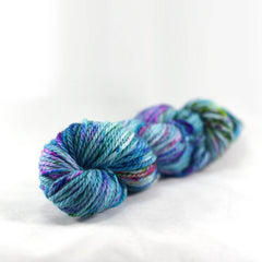 Blue Bulky Speckle Yarn - Speckle Dyed Yarn - Yarn with Bright Speckle -  Destination Yarn